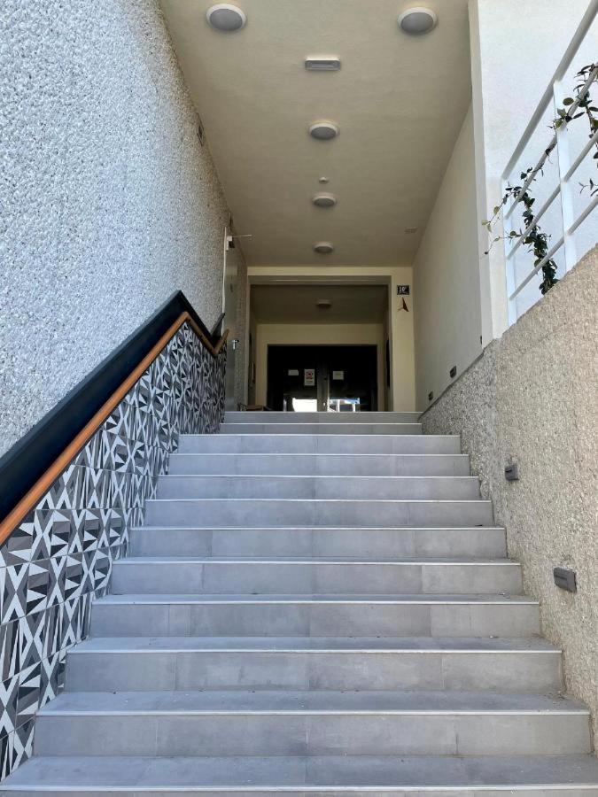 Apartment With Private Pool Split Exterior foto